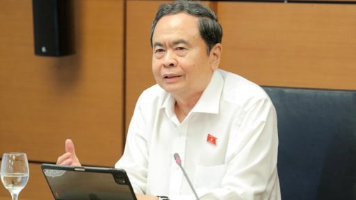 Chủ tịch Quốc hội: kiểm soát đầu cơ đất đai, bảng giá đất chu kì năm năm