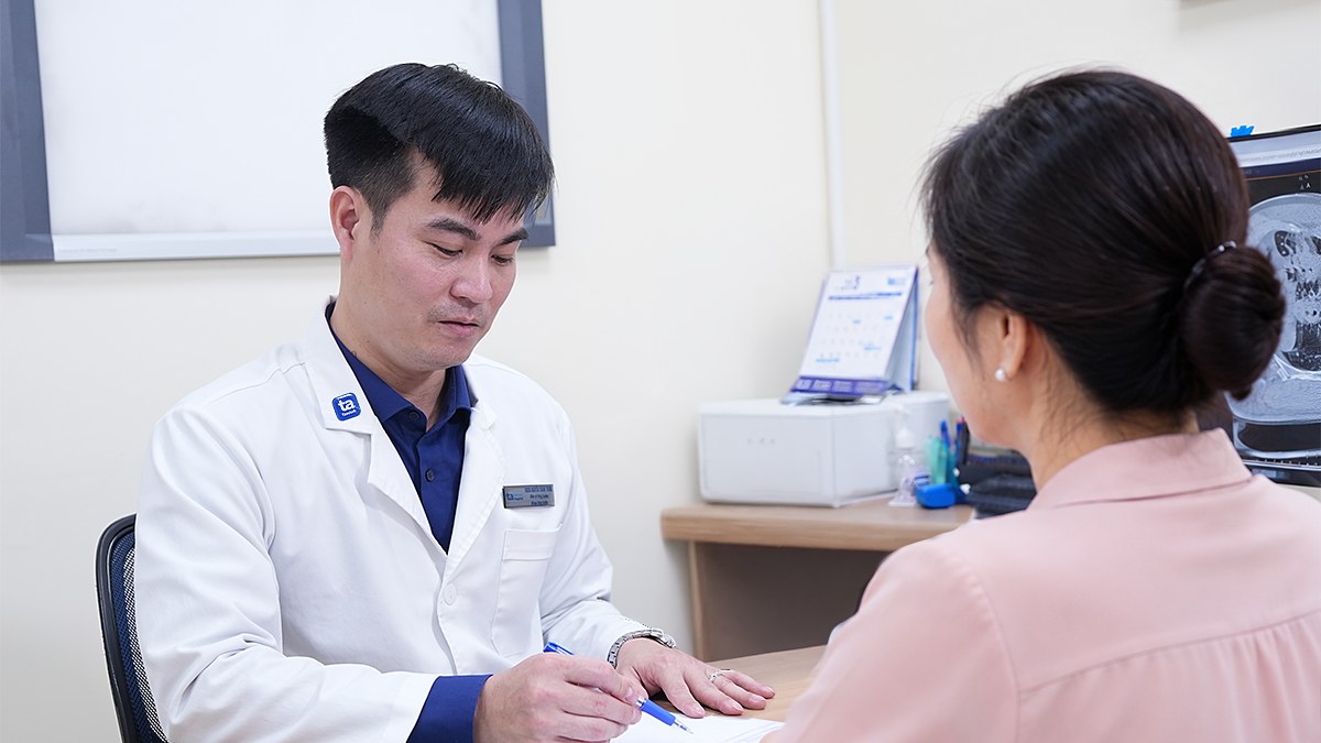 Nút mạch kết hợp miễn dịch kép chữa ung thơ gan giai đoạn tiến triển